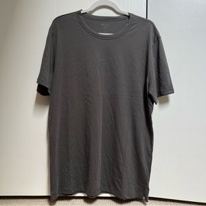 FIGS Men’s Supersoft Shortsleeve Underscrub Shirt Gray Size Medium